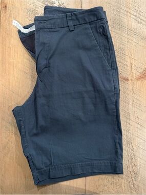Men's Lululemon Commission Shorts charcoal gray